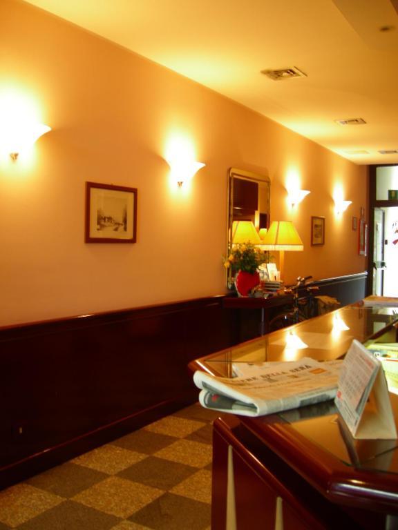 Buenos Aires Hotel Милан Экстерьер фото