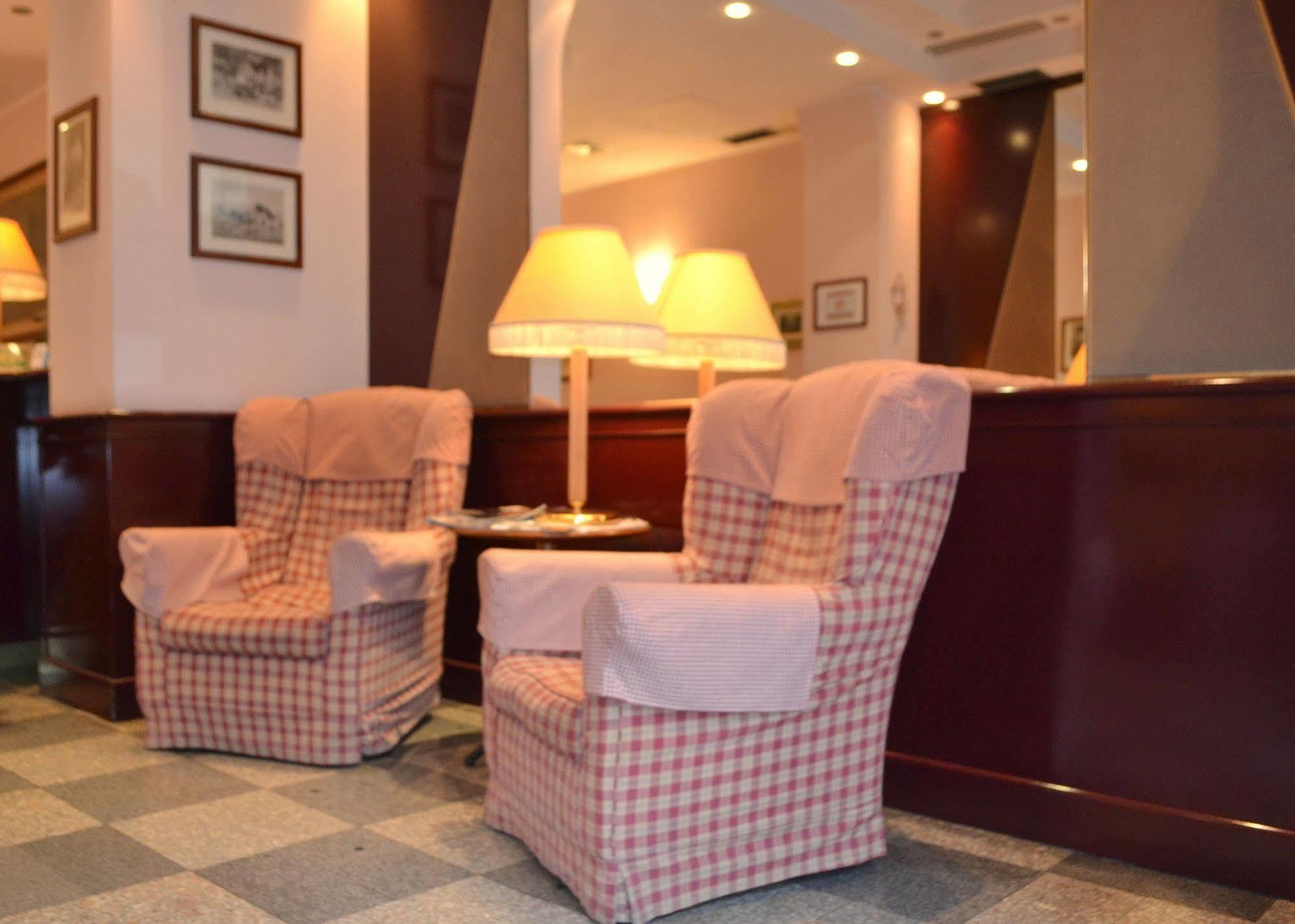 Buenos Aires Hotel Милан Экстерьер фото